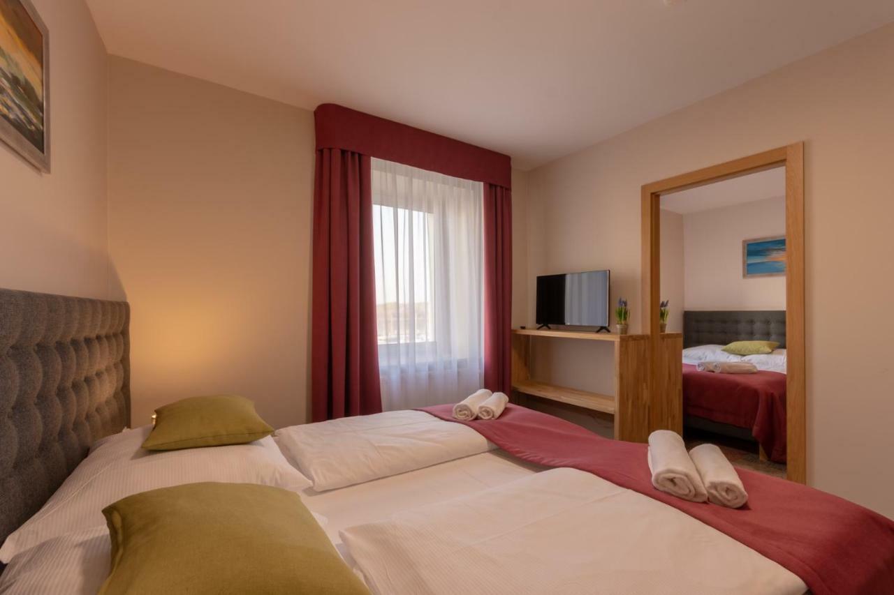 Marina Pallatium Premium Floor คาเมียน โปมอร์สกี ภายนอก รูปภาพ